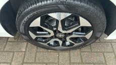 Toyota Aygo 1.0 VVT-i X-Trend 5dr x-shift Petrol Hatchback